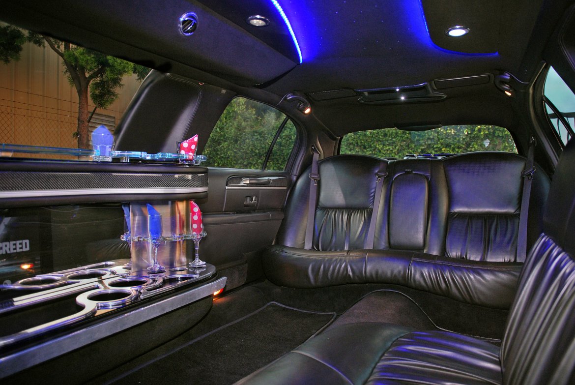 Lincoln Stretch Limo Interior