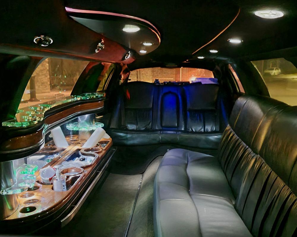 Lincoln Stretch Limo Interior