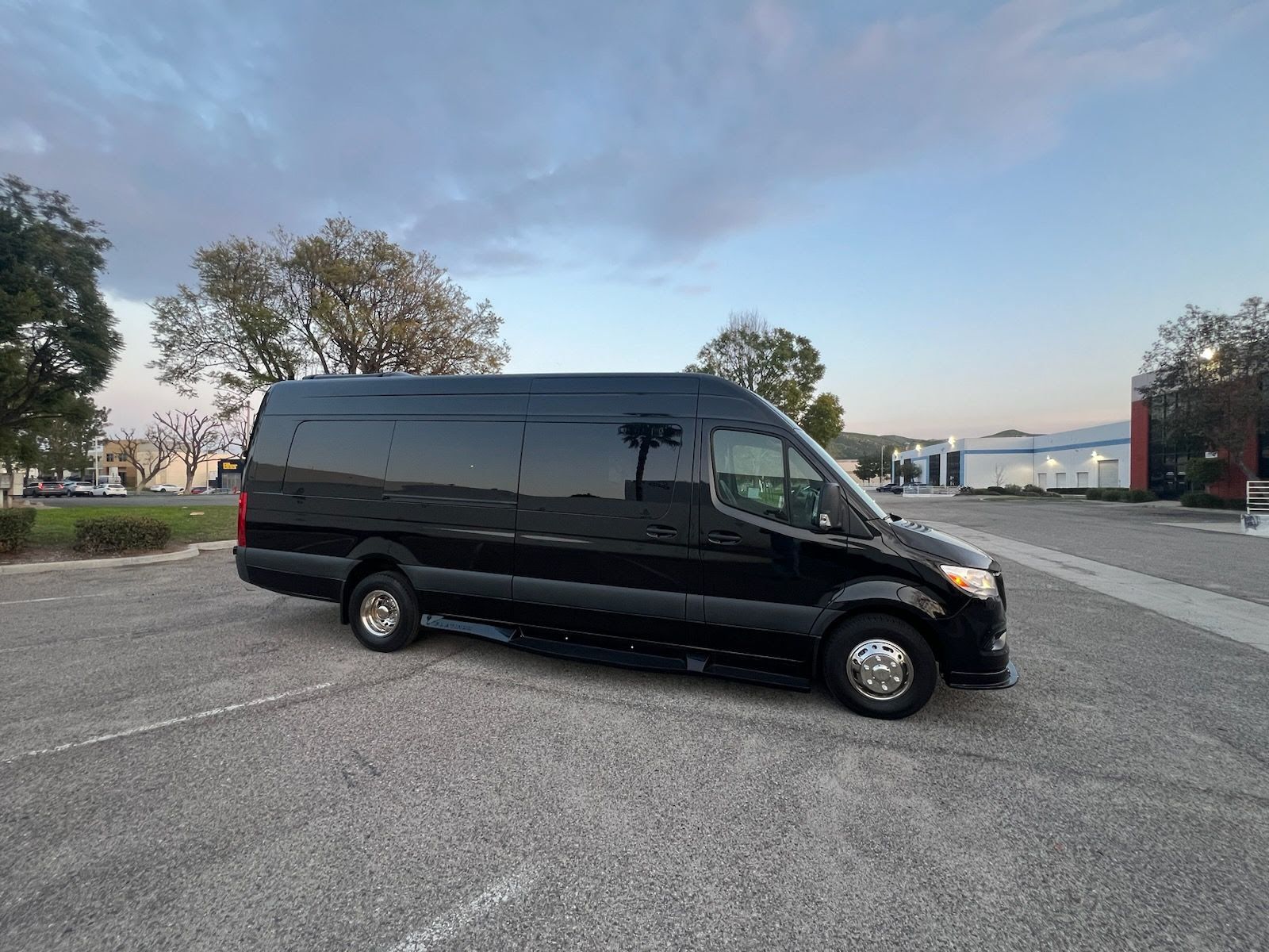 Sprinter Limo Exterior